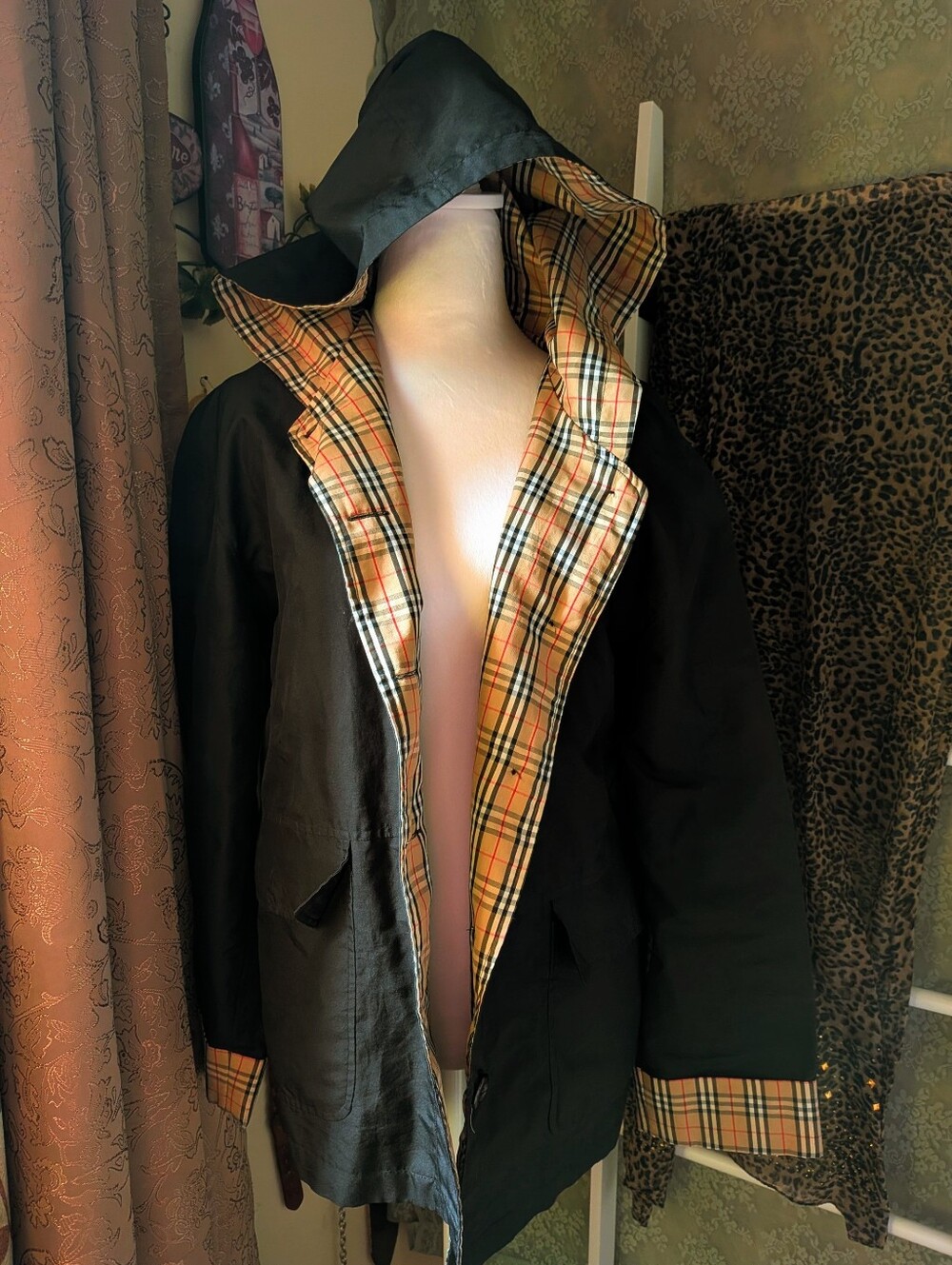 Burberry Design Rain Jacket